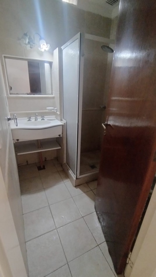 ALQUILO CHALET 5 AMBIENTES