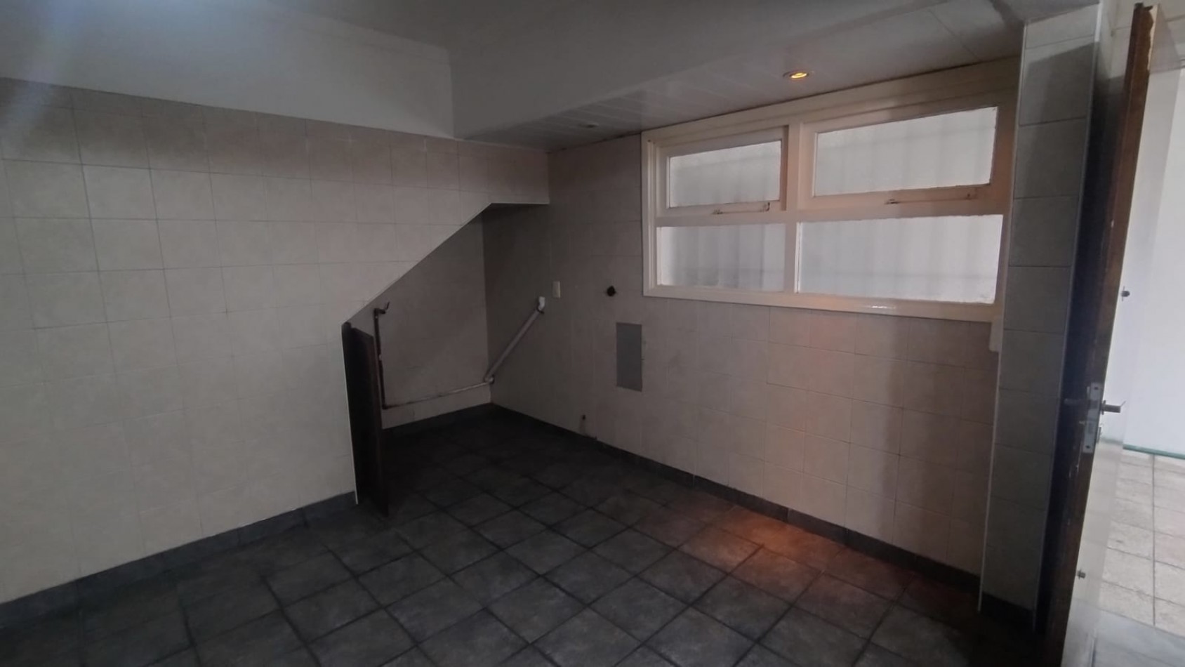 ALQUILO CHALET 5 AMBIENTES