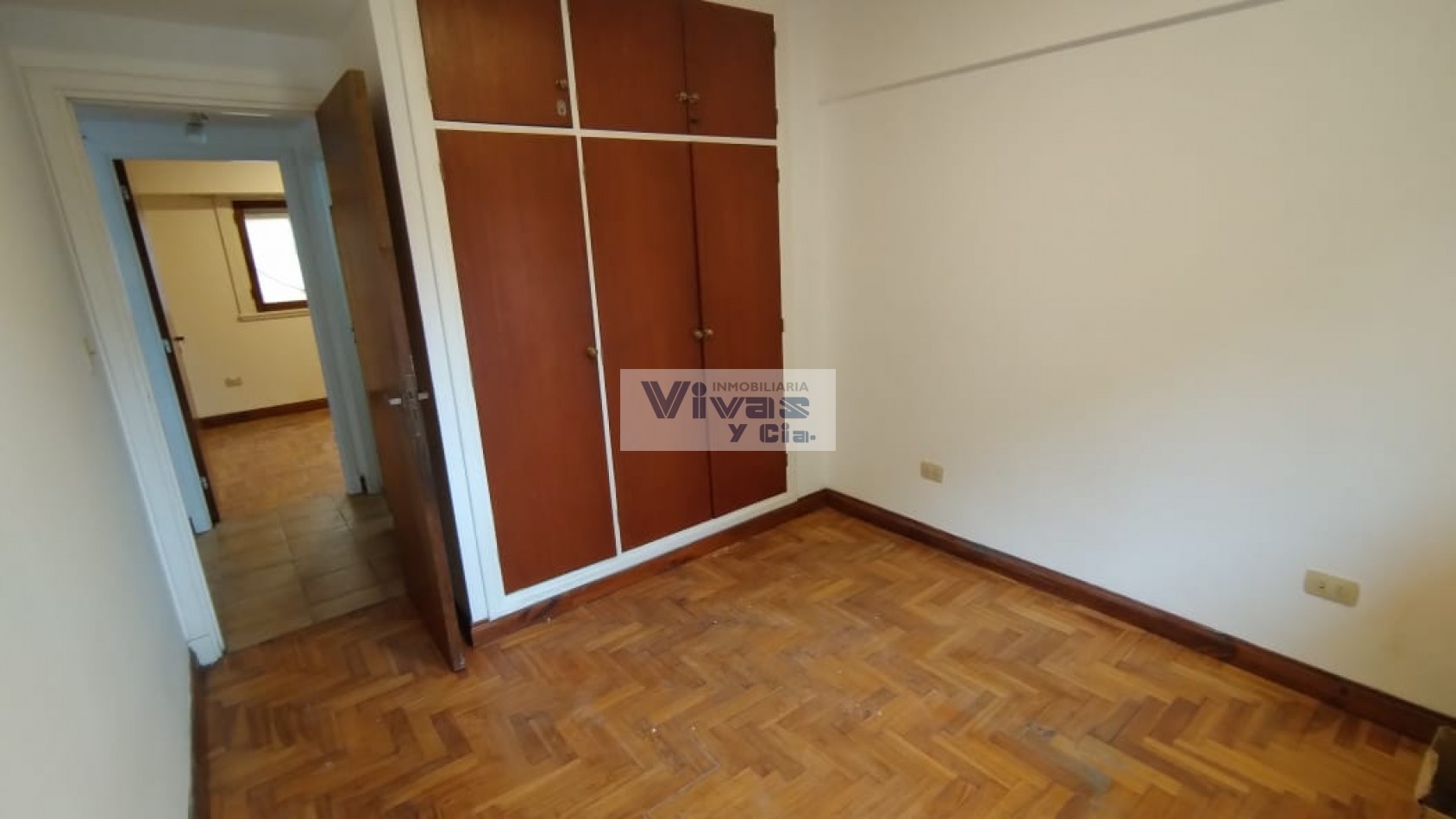 DEPARTAMENTO 3 AMBIENTES CON BALCON Y BAULERA