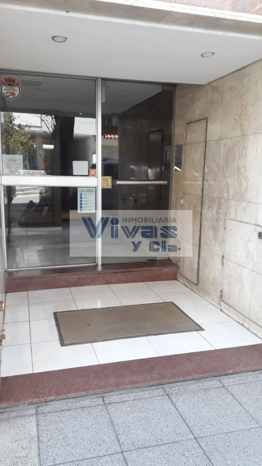 MONOAMBIENTE EN ALQUILER CON PATIO