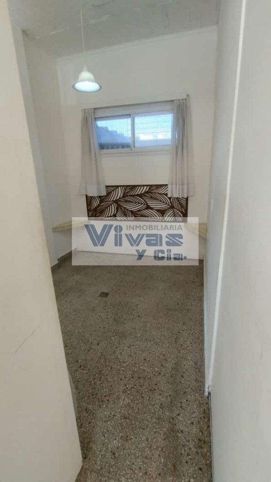 PH AL FRENTE SOBRE AVENIDA