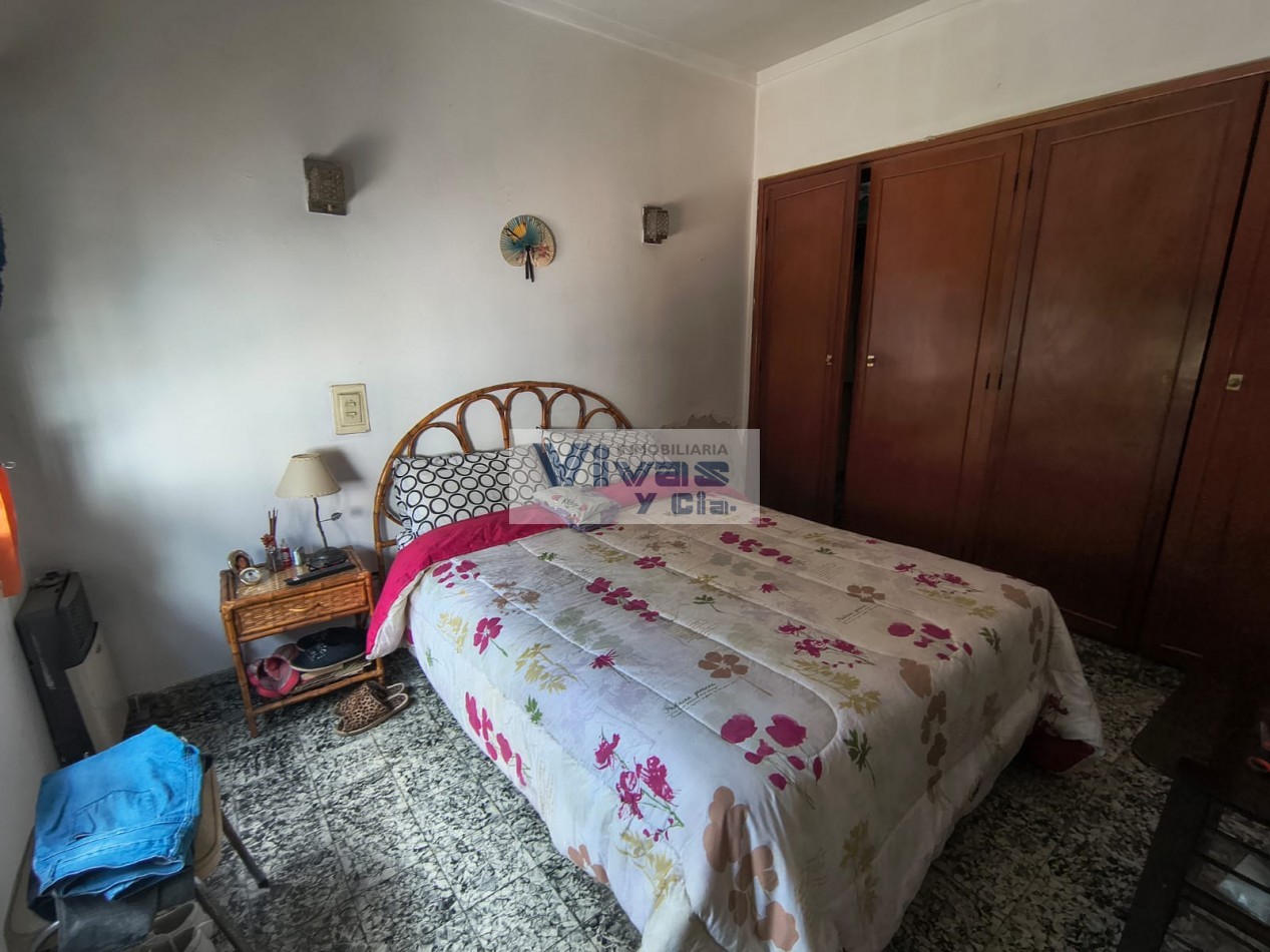 PH 3 AMBIENTES C/PATIO Y COCHERA