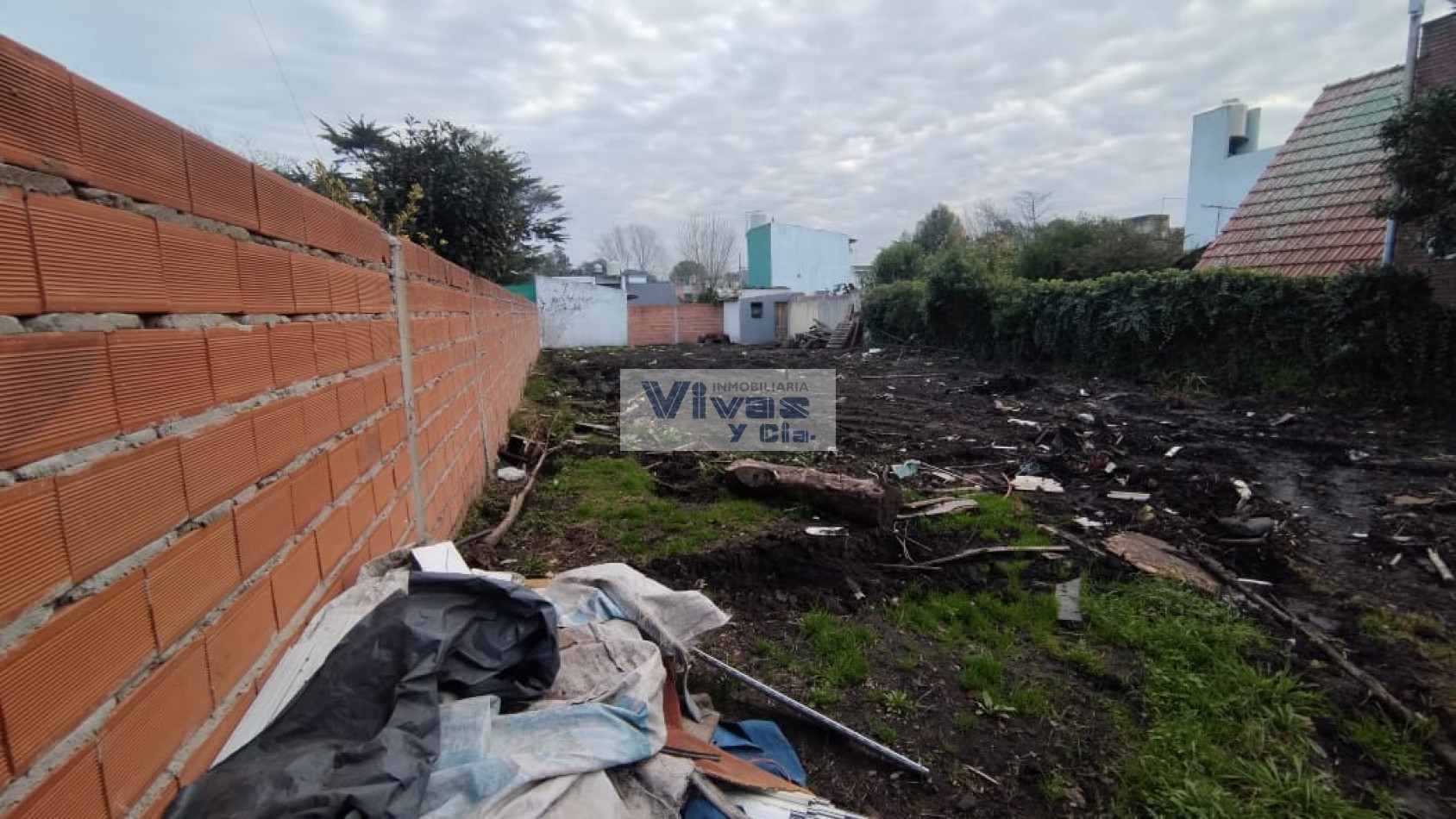 LOTE UNICO EN BARRIO ACANTILADOS