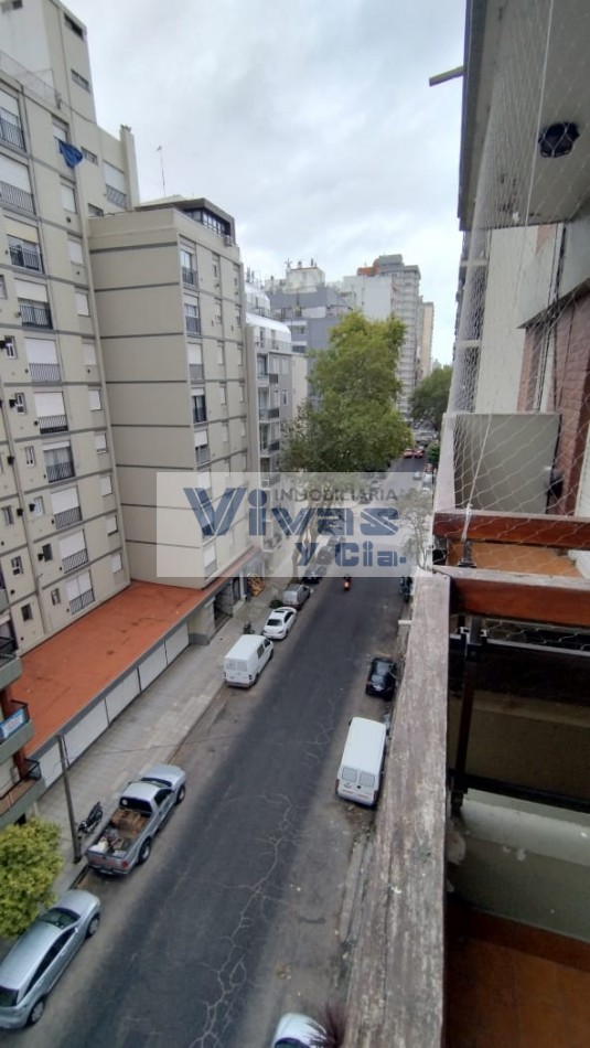 DEPARTAMENTO 3 AMBIENTES CON BALCON Y BAULERA