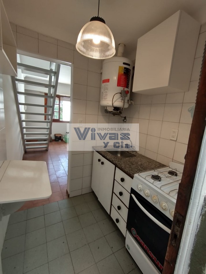 DEPARTAMENTO 2 AMBIENTES S/AVENIDA