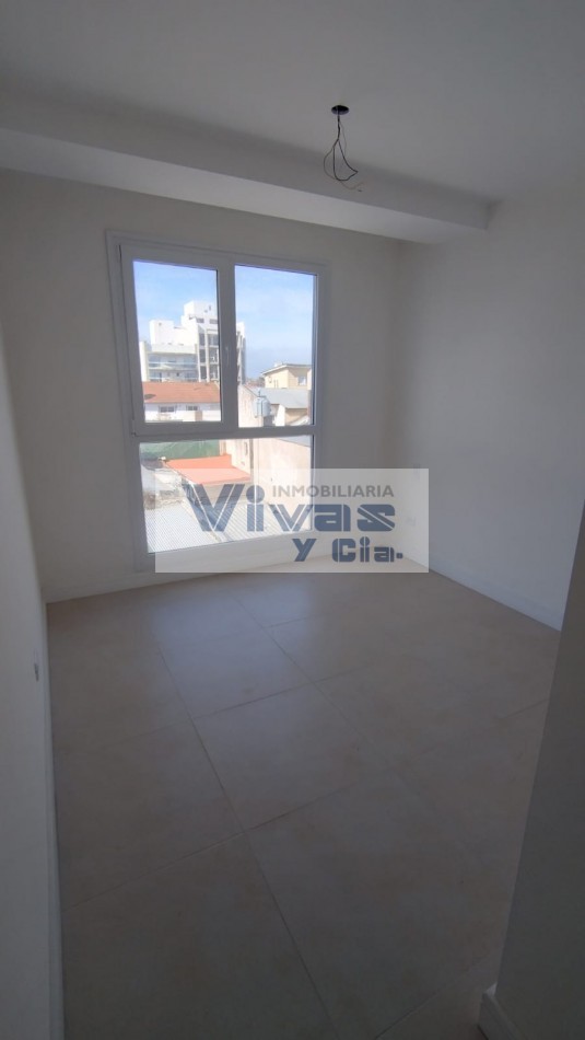 DEPARTAMENTO DOS AMBIENTES A ESTRENAR CON COCHERA