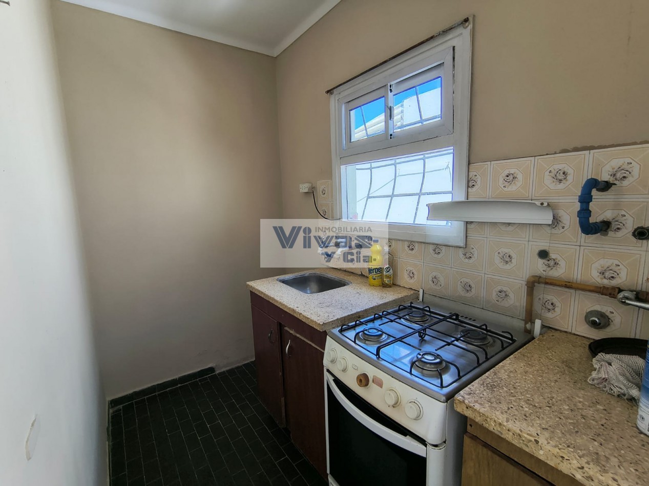 COMODO PH 2 AMBIENTES CON PATIO