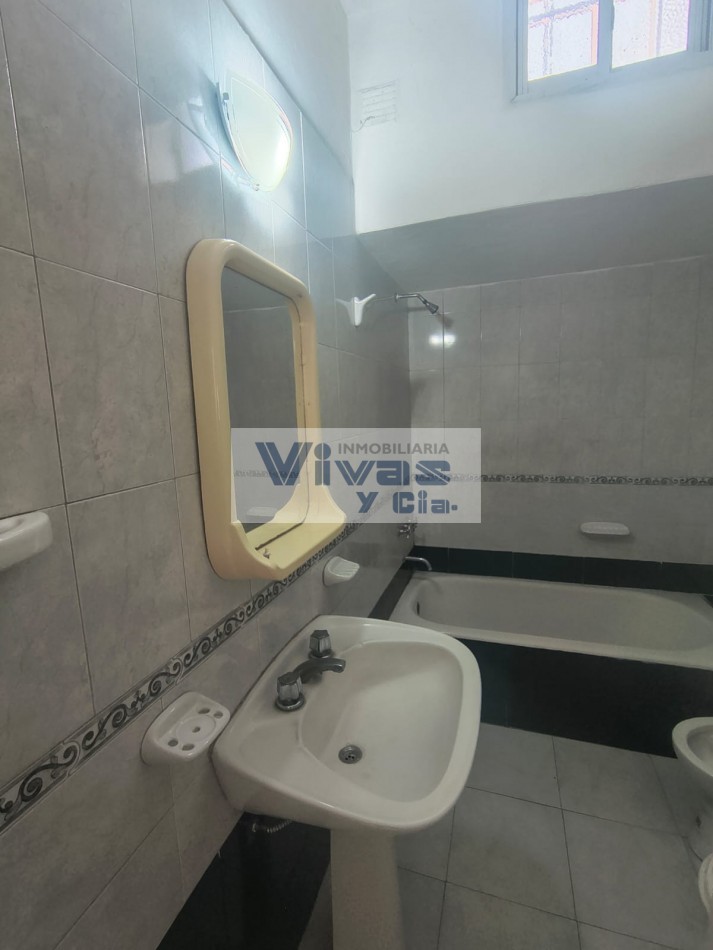 PH FRENTE 4 AMBEINTES CON PATIO