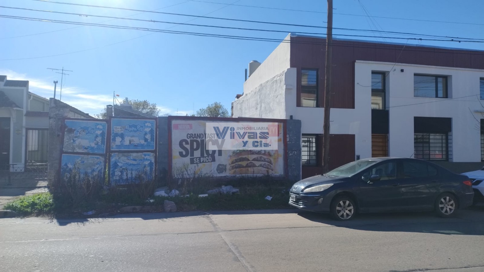 LOTE A DOS CUADRAS DE AV COLON