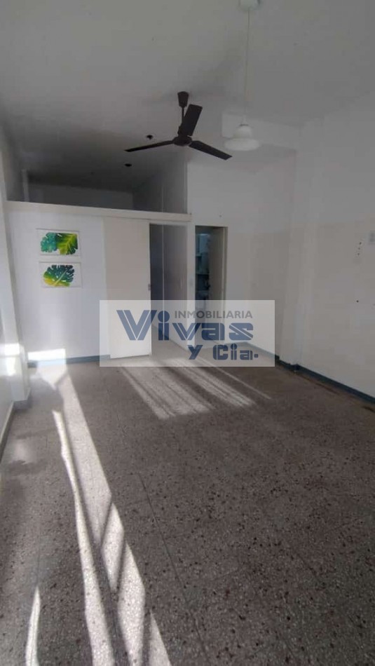 PH AL FRENTE SOBRE AVENIDA