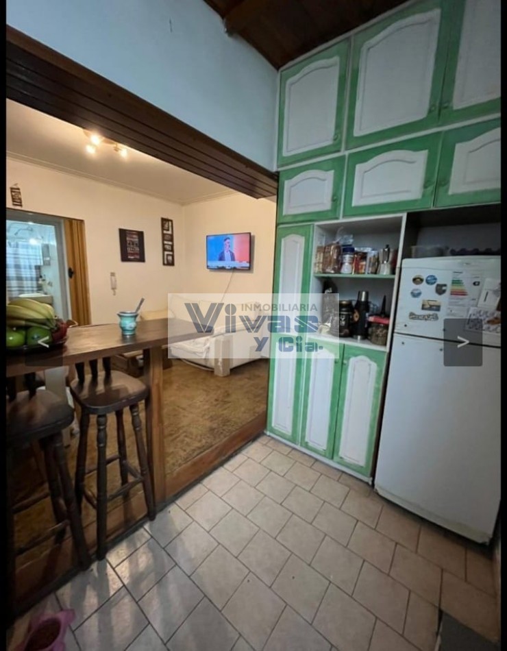 DEPARTAMENTO 2 AMBIENTES CON COCHERA