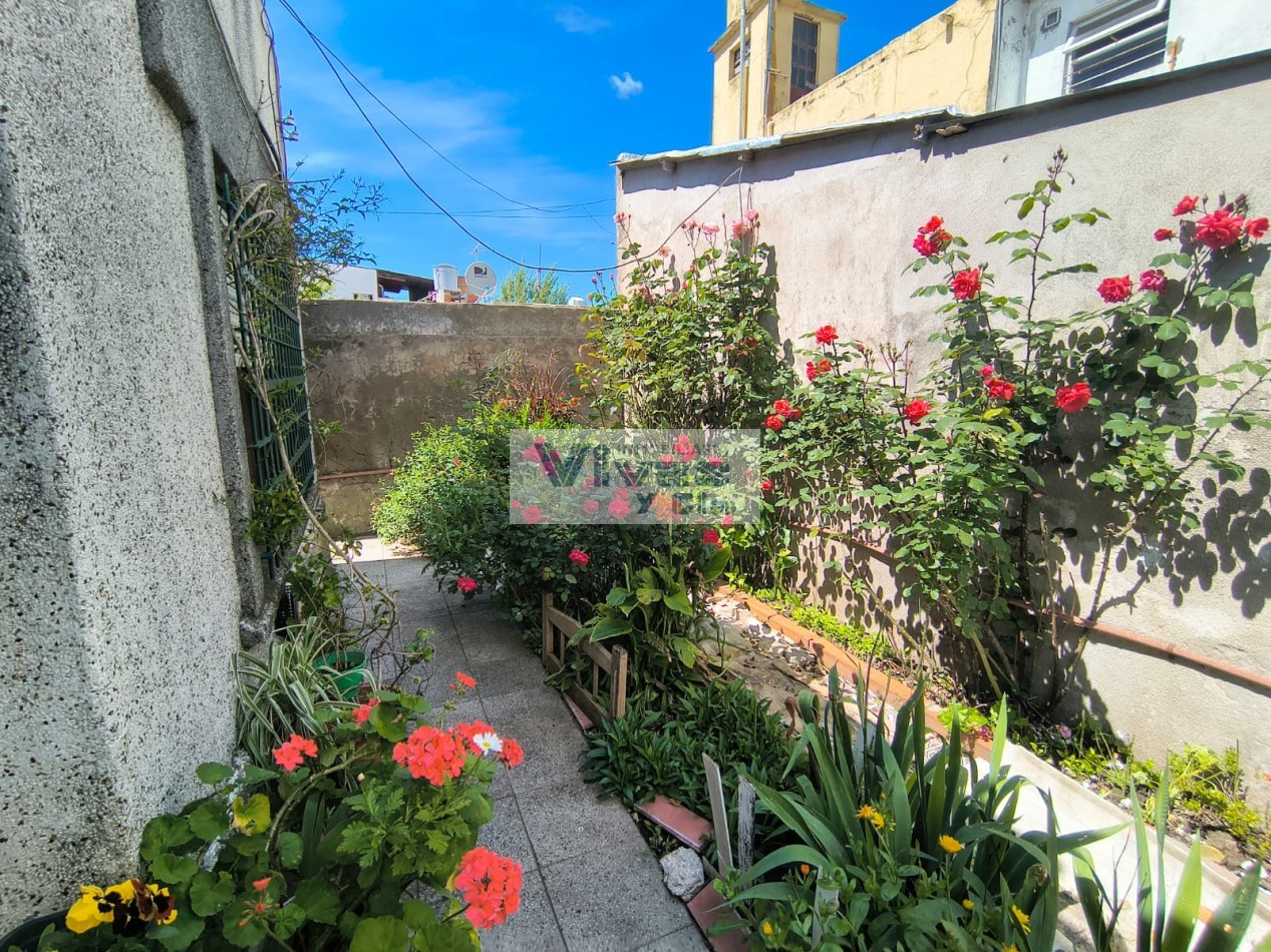 PH 3 AMBIENTES C/PATIO Y COCHERA