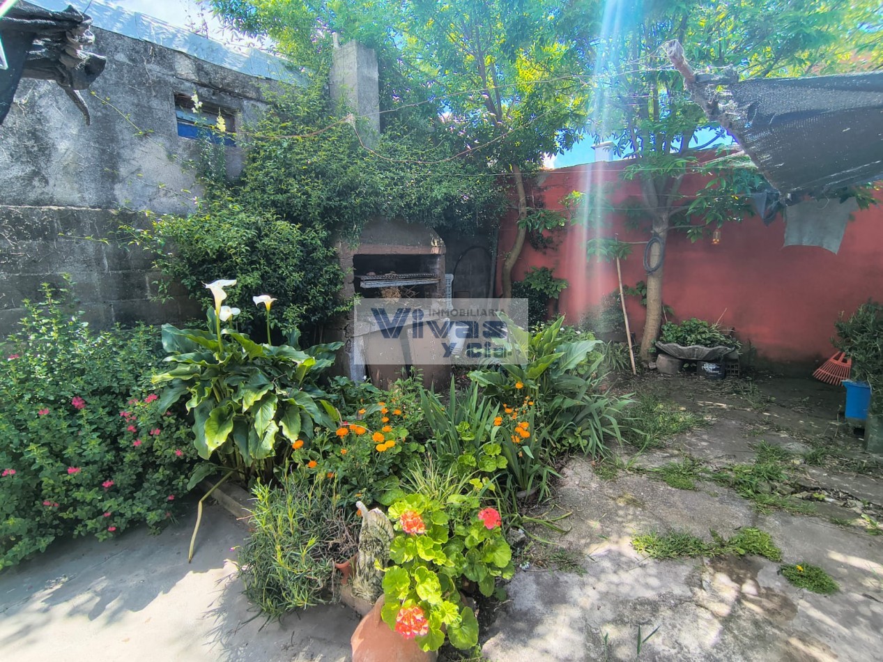 PH 3 AMBIENTES C/PATIO Y COCHERA