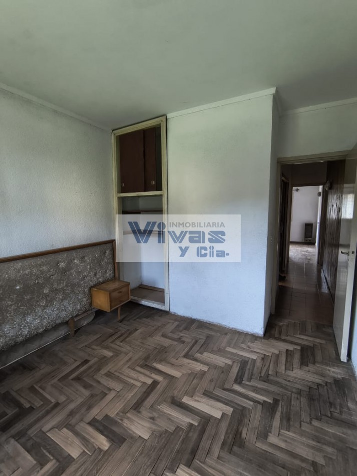 DEPARTAMENTO 4 AMBIENTES PLANTA BAJA
