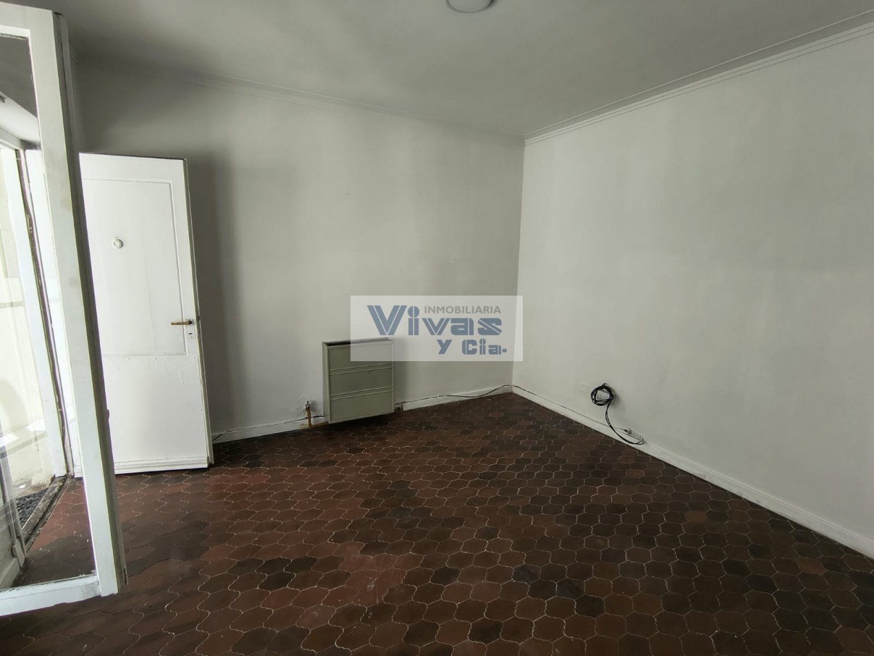 COMODO PH 2 AMBIENTES CON PATIO