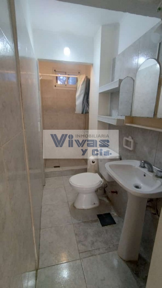 PH AL FRENTE SOBRE AVENIDA