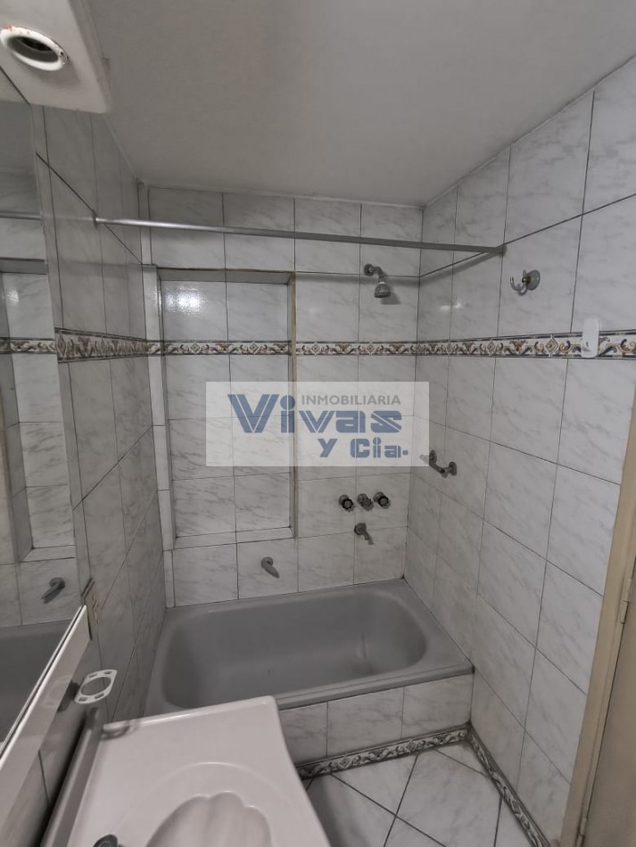 DEPARTAMENTO 4 AMBIENTES PLANTA BAJA