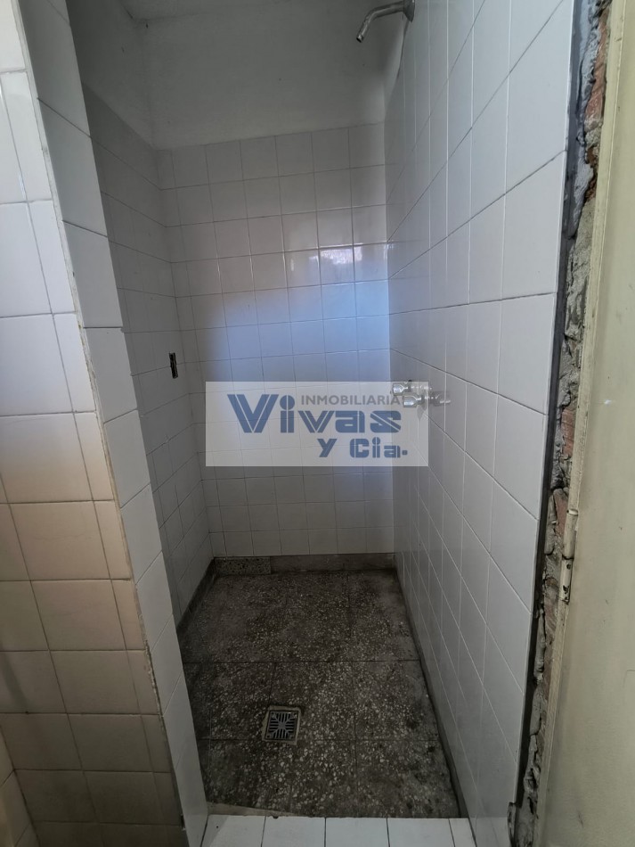 LOCAL EN ALQUILER SOBRE AV J P RAMOS