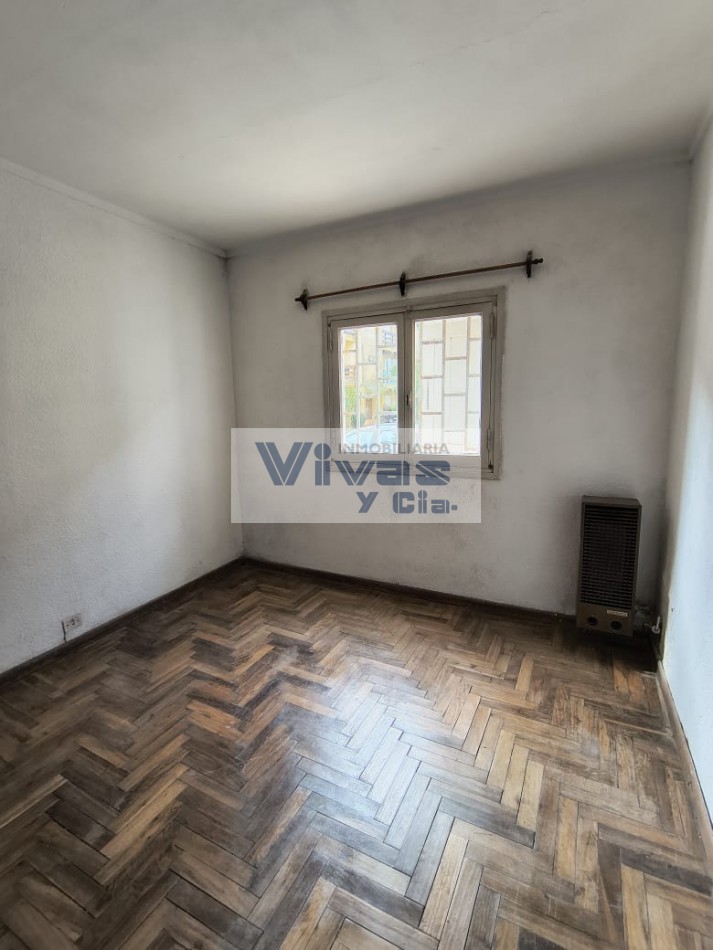 DEPARTAMENTO 4 AMBIENTES PLANTA BAJA