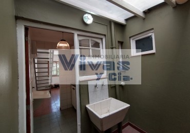 DEPARTAMENTO 2 AMBIENTES S/AVENIDA