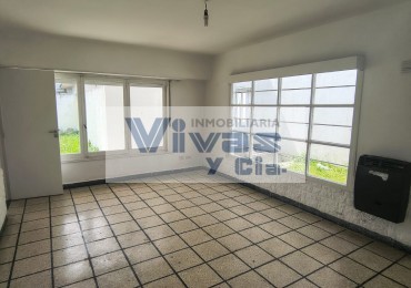 PH FRENTE 4 AMBEINTES CON PATIO