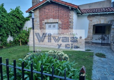CHALET 3 AMBIENTES CON GARAGE
